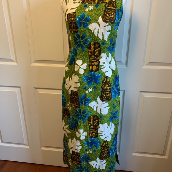 Vintage Barkcloth Tiki Dress with Back Drape - Picture 2 of 7